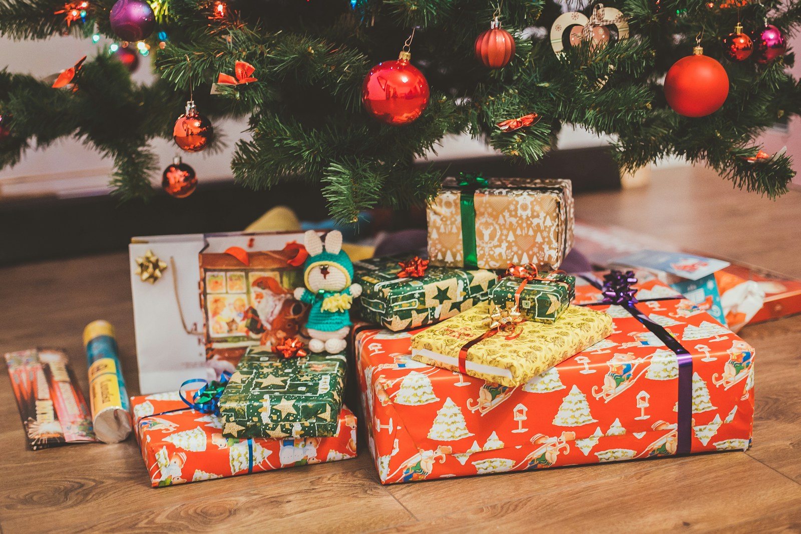 6 Christmas Items in Your Parents’ House That Are Worth Real Money