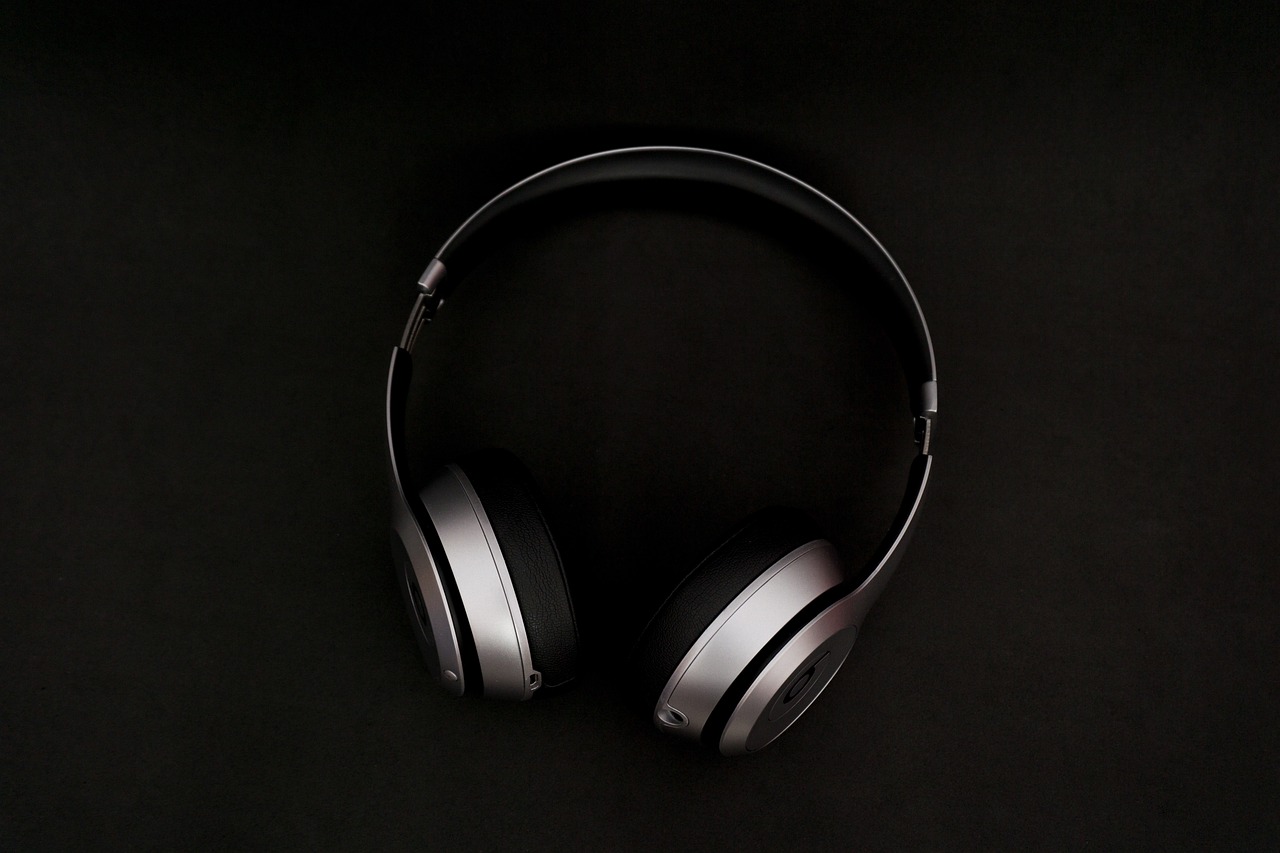 headphones, music, song, foam, black, playlist, band, singer, black music, black headphones, headphones, headphones, headphones, playlist, playlist, playlist, playlist, playlist