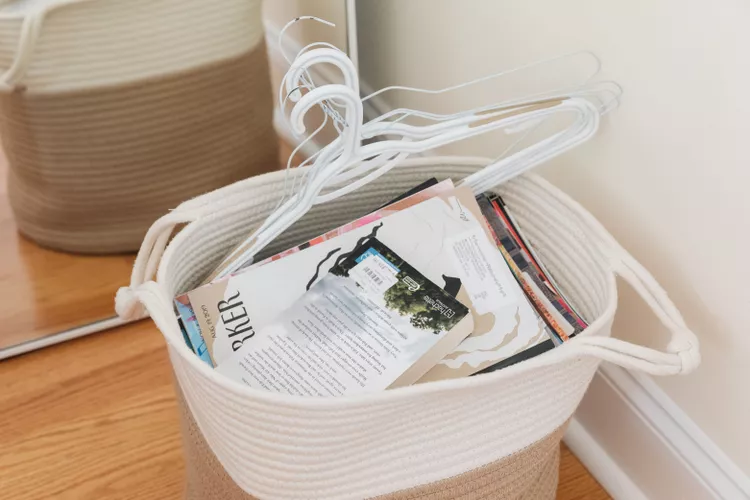11 Things Cluttering Your Home That You Should Toss Immediately