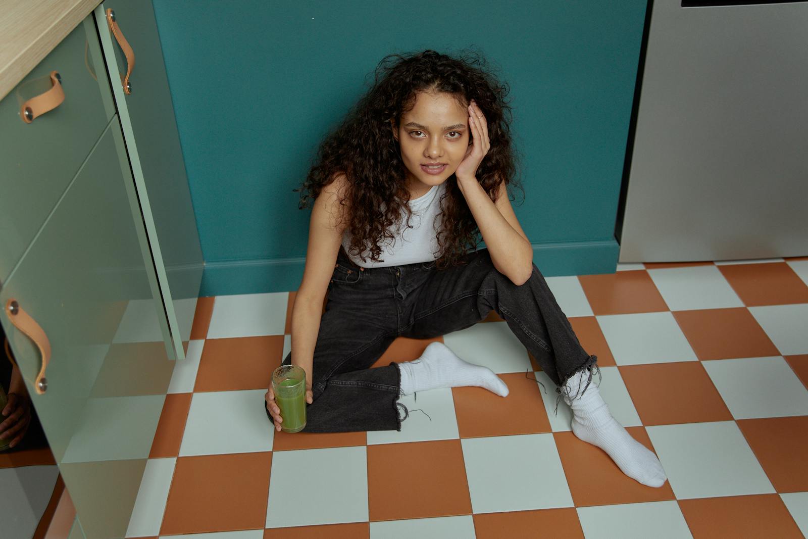 This Nostalgic Pattern Is Back—And Experts Say It Sells Homes Faster