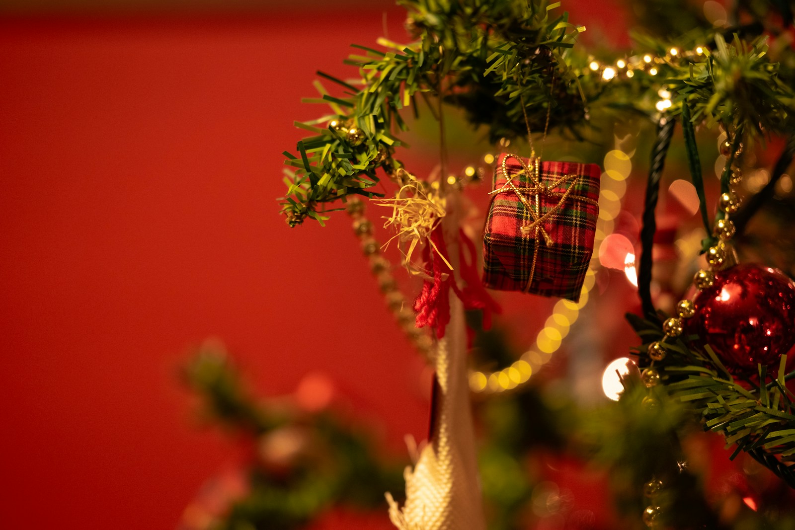 7 Christmas Decorations People Always Look for First