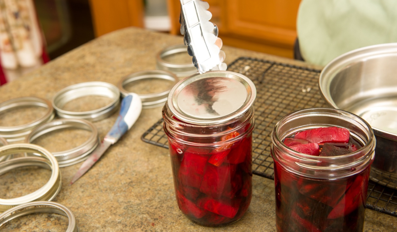 The Real Reason Mason Jar Lids Come in Two Pieces