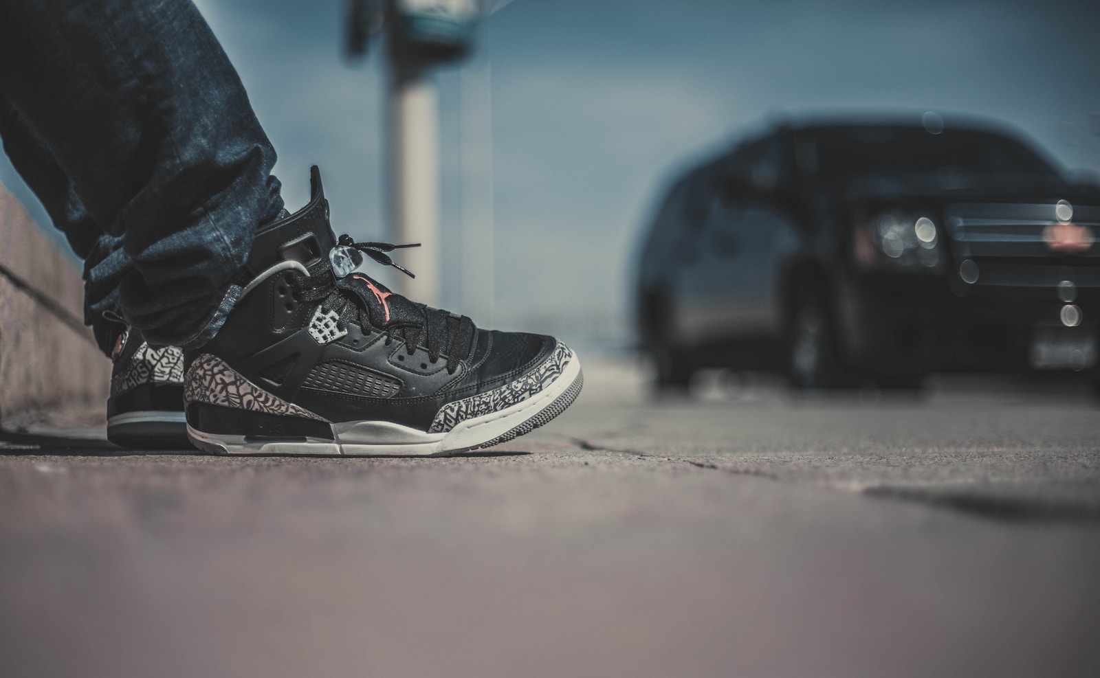 5 Shoes You Should Throw Out Immediately