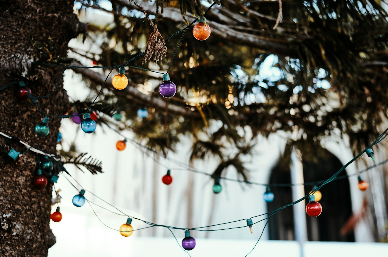 8 Decorations That Always End Up Back on the Tree