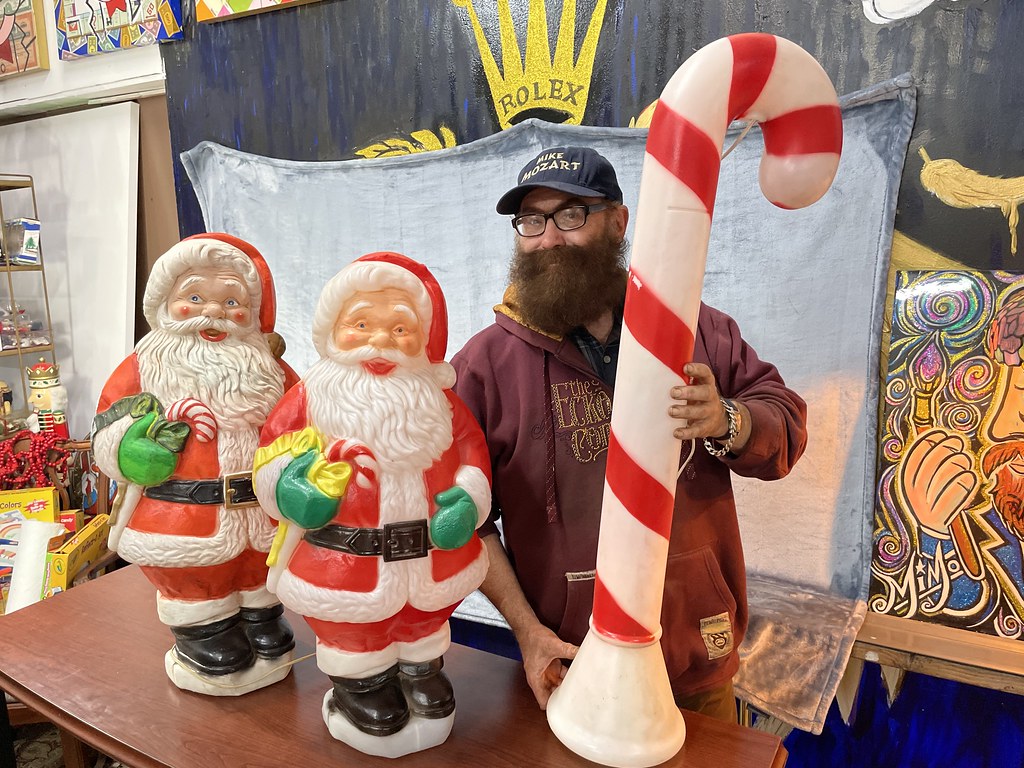 We found vintage Christmas blow molds in the shed and discovered holiday decorators pay surprising prices for intact sets