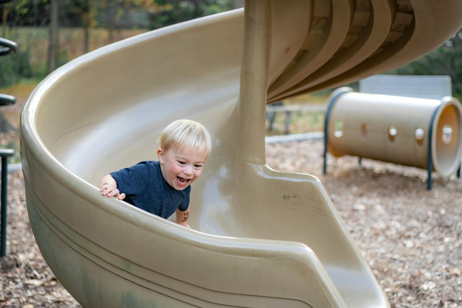 Parents Leave A Three-Year-Old Alone On Playground Equipment, Then Give Another Family A Bitter Look When Their Own Kid Falls