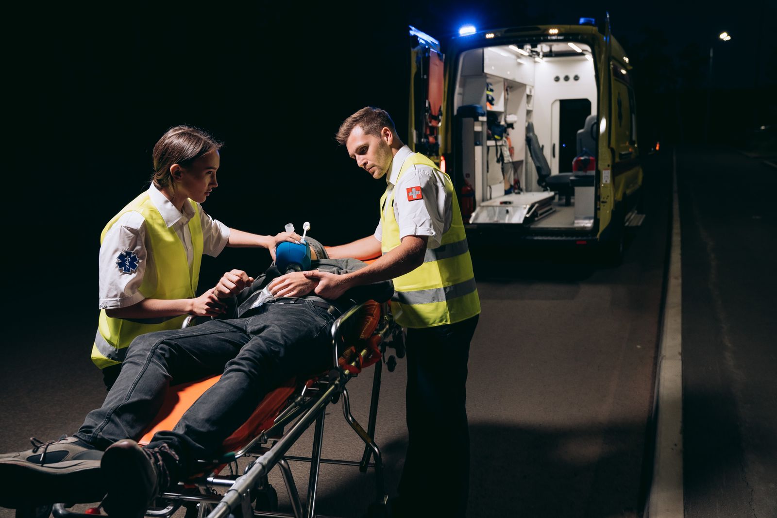 Woman Secretly Doubts Her Friend Can Become A Paramedic When Stress, Criticism, Fitness, Listening Issues, And Passing Out Already Overwhelm Her