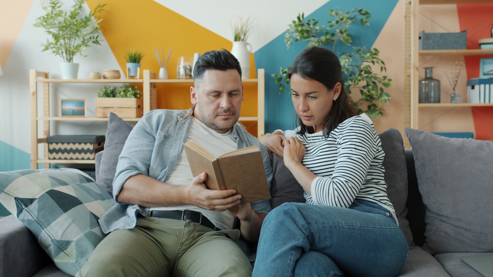 Husband Takes A Closer Job To Be Home More, Then Gets Chewed Out On Day One For Still Having The Audacity To Work A Normal Day
