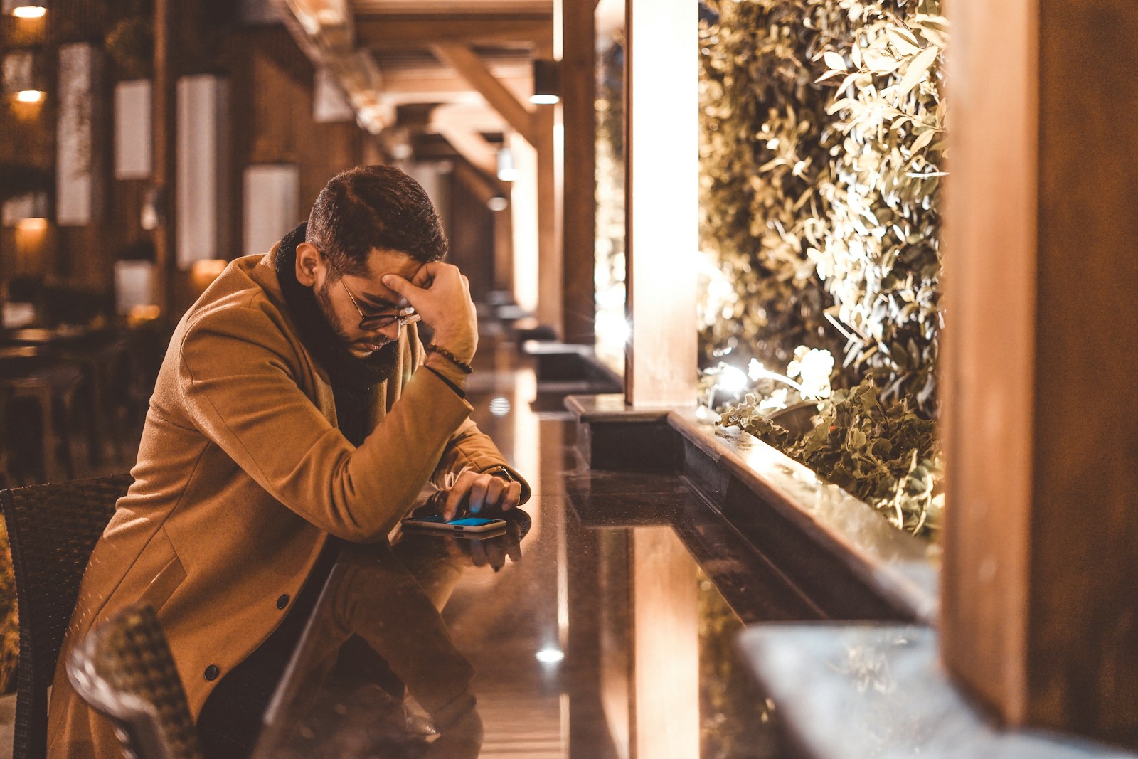 Long-Distance Girlfriend Talks About Marriage, Kids, And A Future Home, Then Blocks Him Everywhere Mid-Conversation Without A Single Explanation