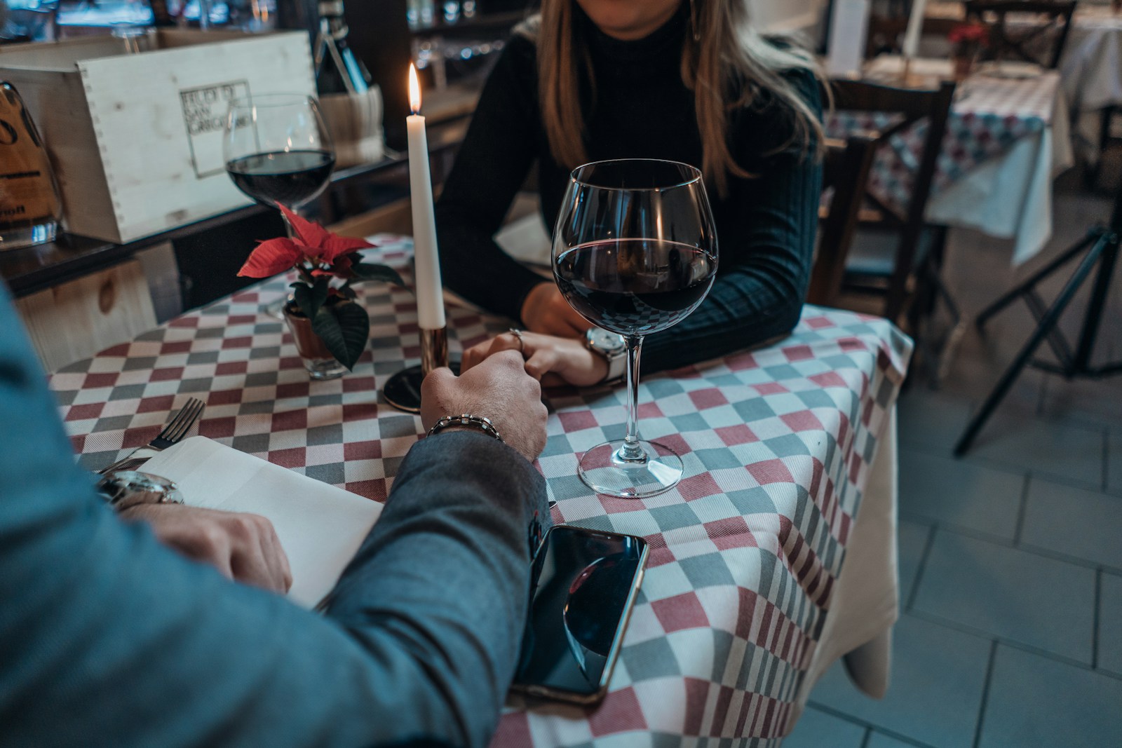 Date With No Job, No Car, An Ex Roommate, And A Technical Husband Hints For Money, Then Says He Is Not Ready To Date Because He Won’t Pay