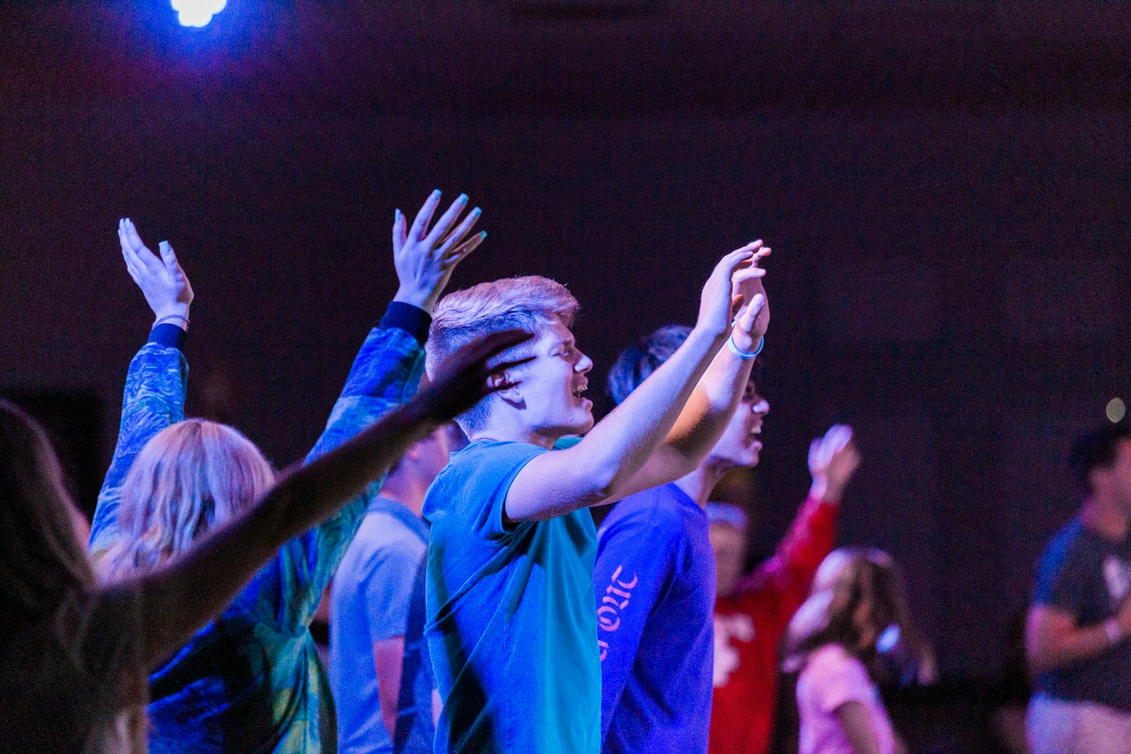 Youth Leader Keeps Bringing Up An 18-Year-Old’s Birthday Party Invitation, Turning A Church Social Circle Into Something He Can’t Unsee