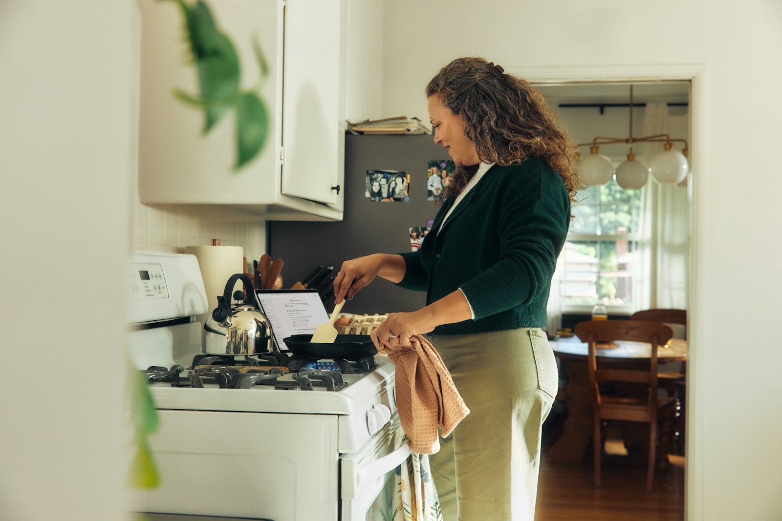 Property Manager Ignores Months of Requests Needed to Transfer the Utilities, Collects $900, Then Angrily Demands Another $1,400 While Repeatedly Refusing to Show a Single Bill or Screenshot