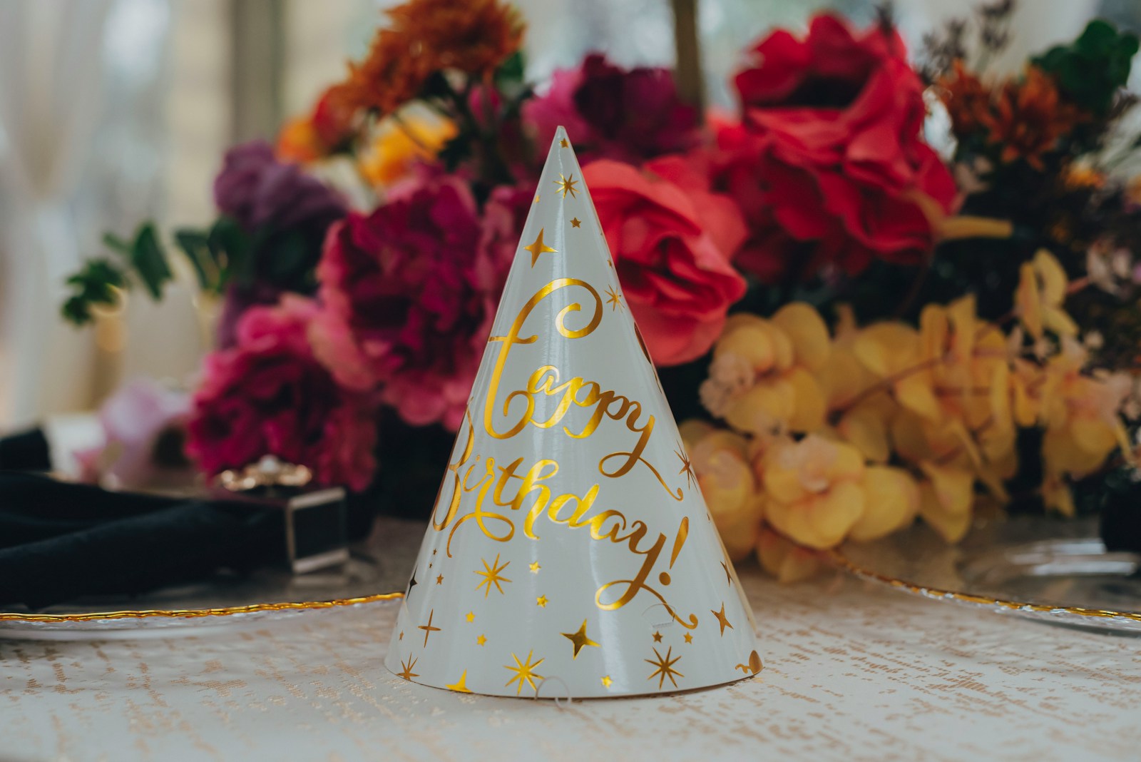 Mother Wraps Birthday Presents and Displays Them in the Living Room for Her Child to “Earn,” Ensures the Standard Is Never Met, and Waits Six Months After Every Birthday Before Finally Allowing the Gifts to Be Opened